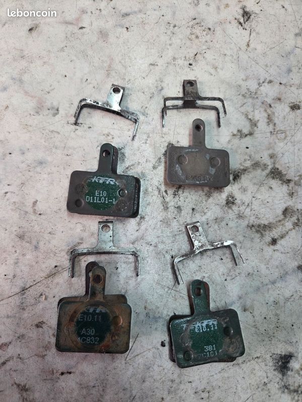 Paire de plaquette de frein à disque Tektro A30, AC832 et