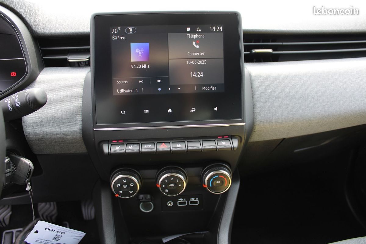 Renault CLIO VI EVOLUTION DIESEL BLUEDCI 100 CV BOITE 6V CAMÉRA USB GPS LINK MÉDIA FULL LEDS ABS (image 11)