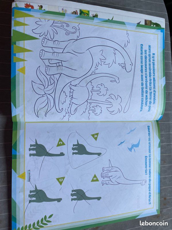 Cahier coloriages, jeux et stickers (image 7)