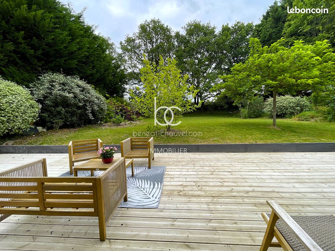 Maison 6 pièces 155 m² · à Theix-Noyalo · 155 m² · 459 000 €