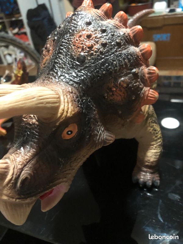 Toys (image 1)