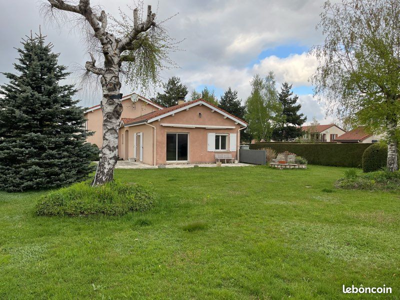Maison 4 pièces 105 m² · à Saint-Just-Malmont · 105 m² · 289 000 €