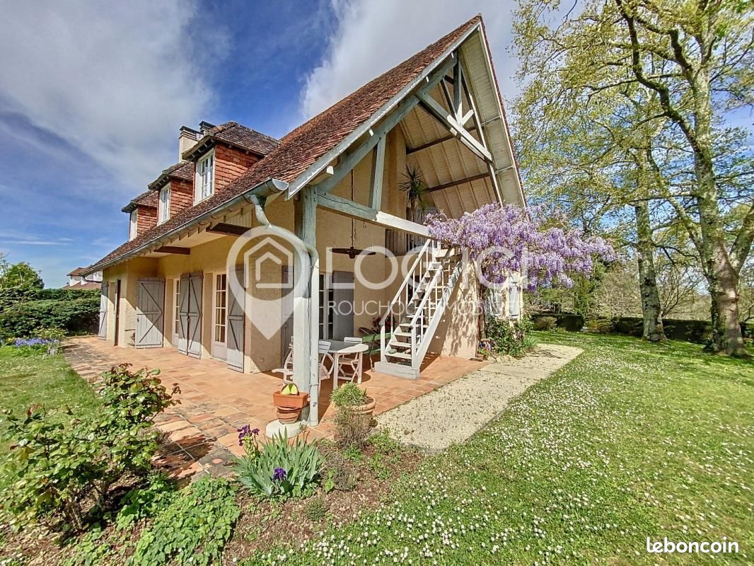 Propriété 6 pièces 173 m² - Navailles-Angos 64450 (image principale 3)
