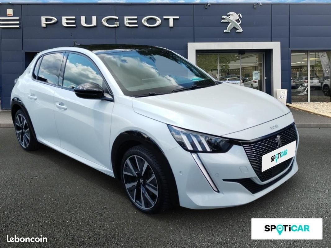 Peugeot 208 PureTech 100 S&S BVM6 GT (image 3)