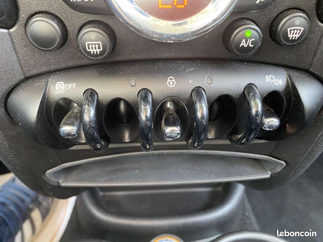 MINI COUNTRYMAN 2.0 D - 112 - BVA - COOPER D moteur neuf (image 10)