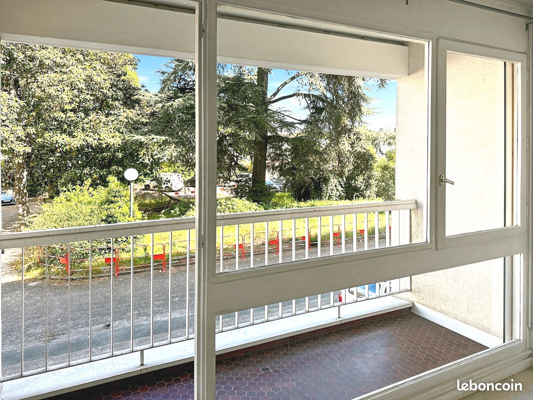 STUDIO 26 m² avec balcon , cave NANSOUTY - Bordeaux 33800 -Sud (image 3)