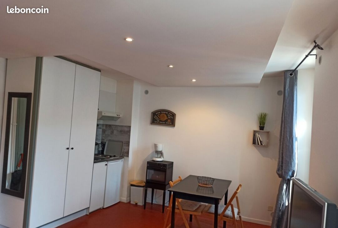 Appartement 4 pièces 110 m² · à Villecroze · 110 m² · 185 000 €