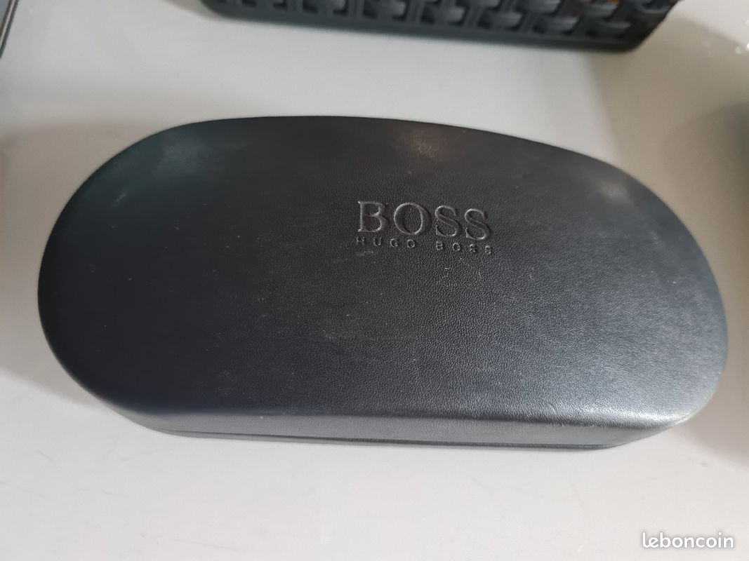 Lunettes de soleil Hugo Boss (image 2)