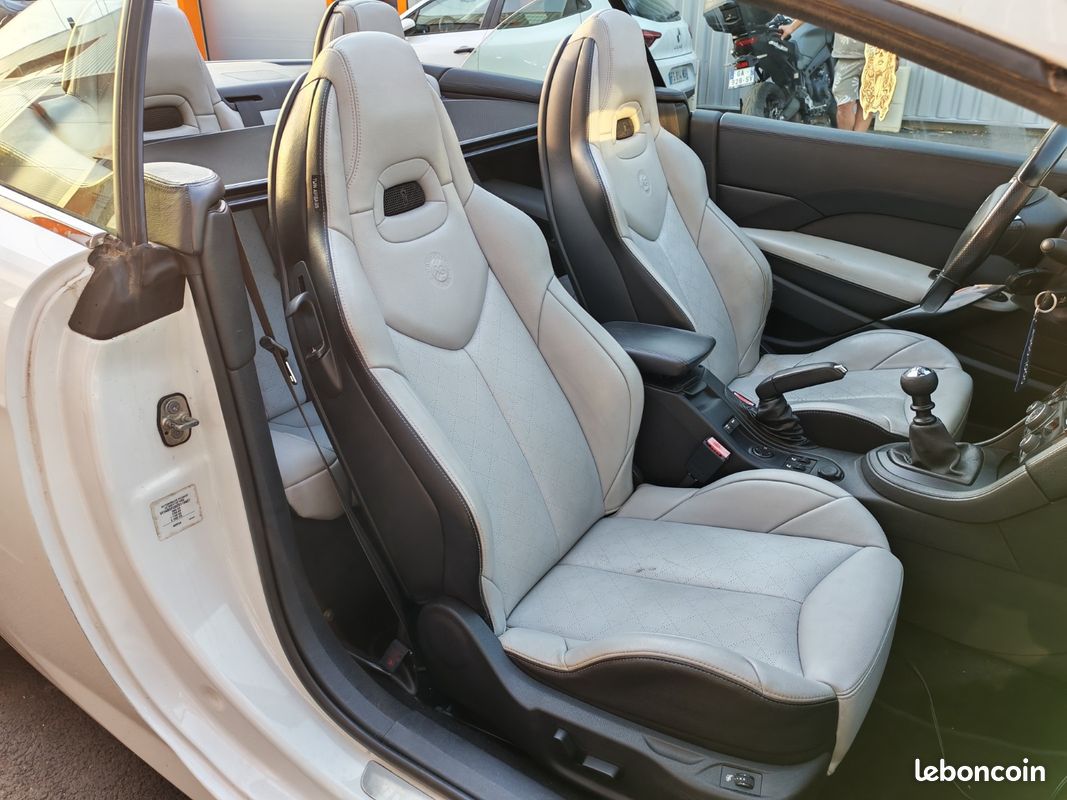 PEUGEOT 308 CC 1.6 THP 200ch Roland Garros (image 12)