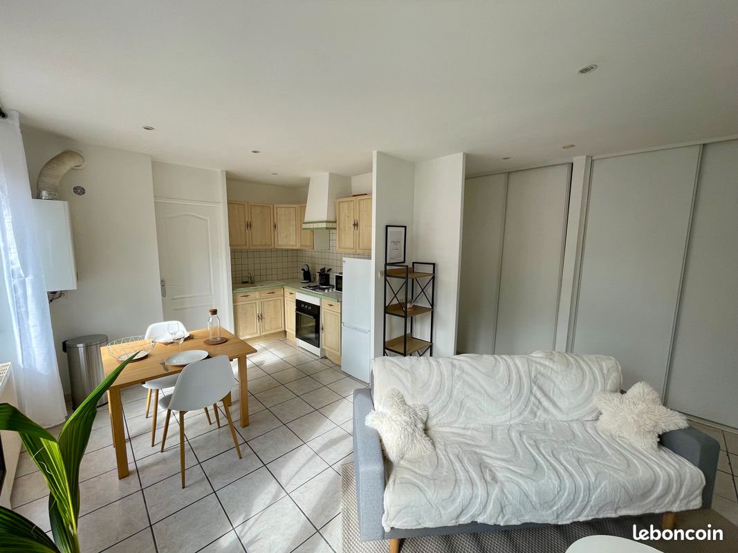 Appartement 2 pièces 40 m² · à Saint-Étienne · 40 m² · 520 €