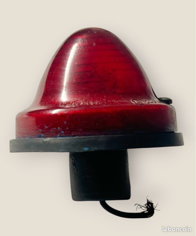 Feu / cabochon arrière rouge ancien SEIMA - Made in France - Vintage (image 3)