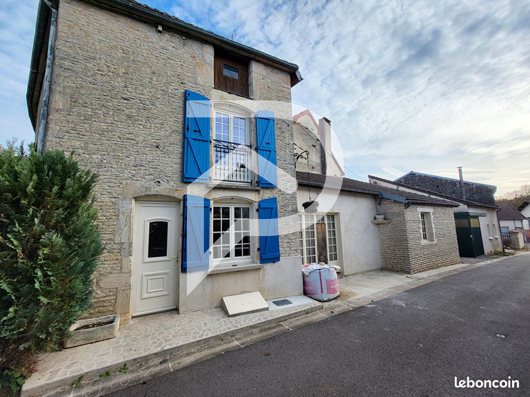 Maison 4 pièces 89 m² · à Couvignon · 89 m² · 96 000 €