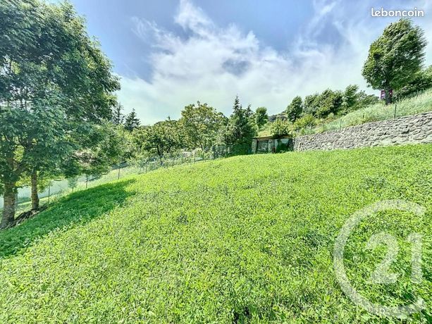 Terrain 776 m² Polignac