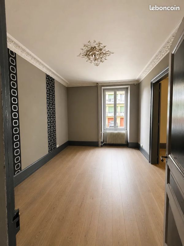 Appartement 5 pièces 100 m² · à Belfort · 100 m² · 160 000 €