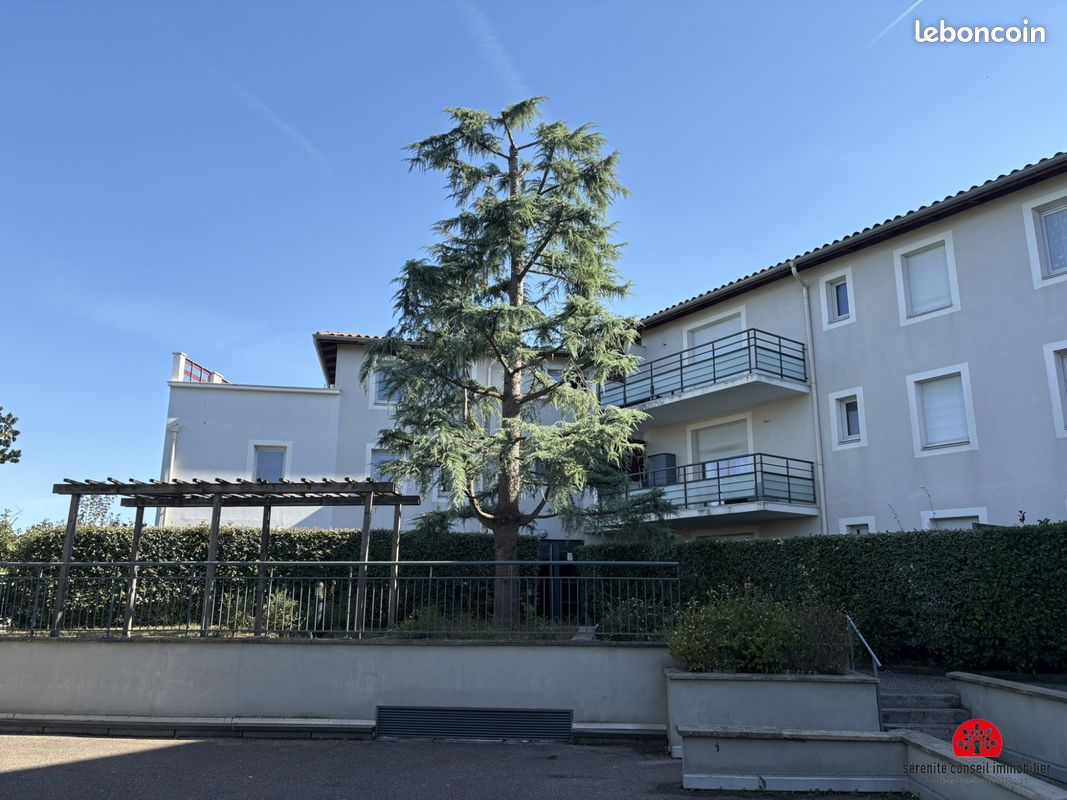 Appartement 5 pièces 100 m² · à Saint-Genis-les-Ollières · 100 m² · 395 000 €