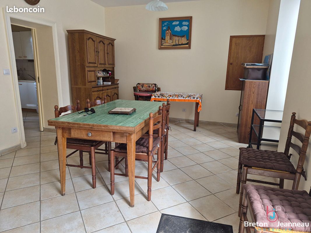 Maison 6 pièces 110 m² · à Hardanges · 110 m² · 85 900 €
