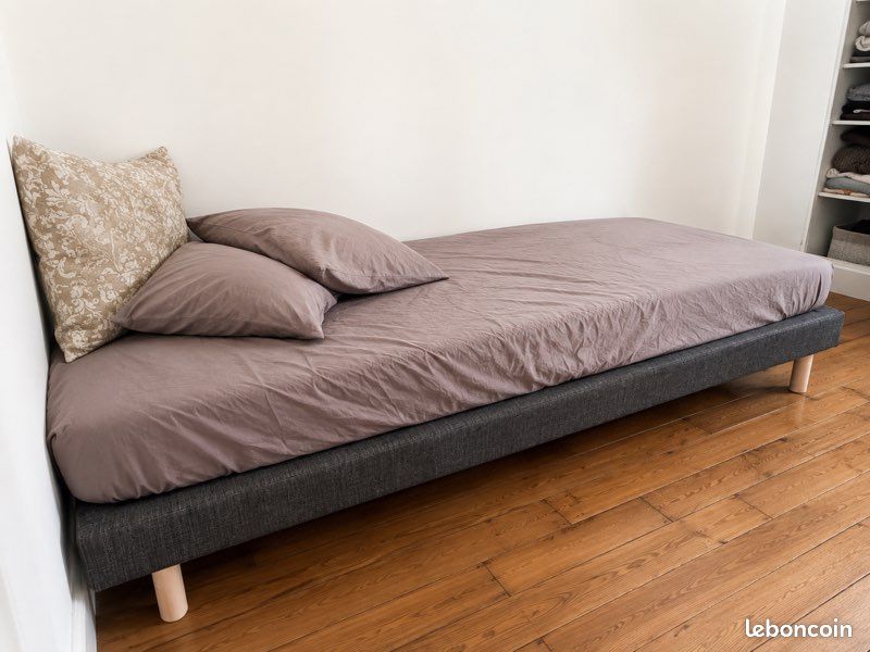 Lit et matelas (image 1)