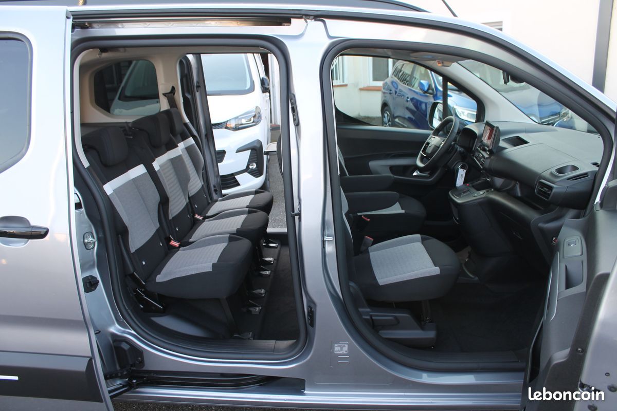 Citroën Berlingo III (3) Taille M BlueHDI 130 S&S N1 Plus EAT8 Caméra, Jantes Alu, Vitres AR sur-teintées.............sortie le 22/12/2025 (image 10)