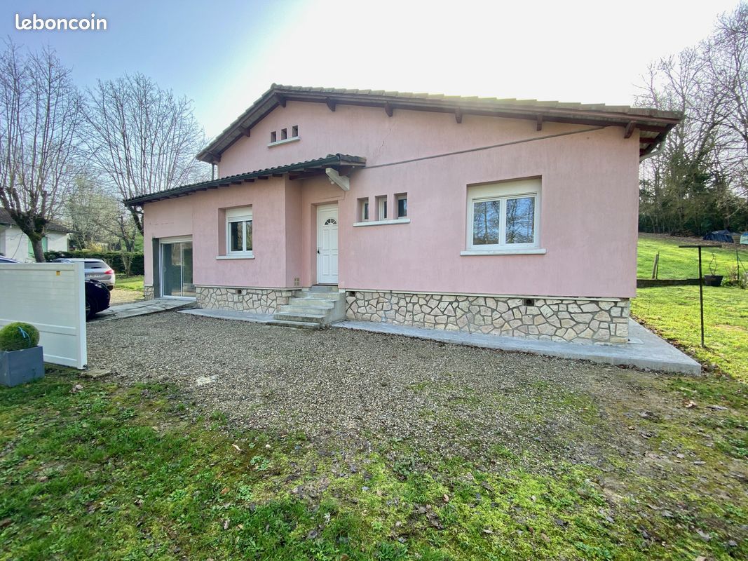 Maison 3 pièces 87 m² · à Bon-Encontre · 87 m² · 735 €/mois