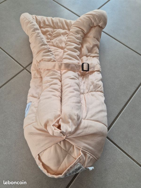 Porte bébé Ergo baby+coussin (image 4)