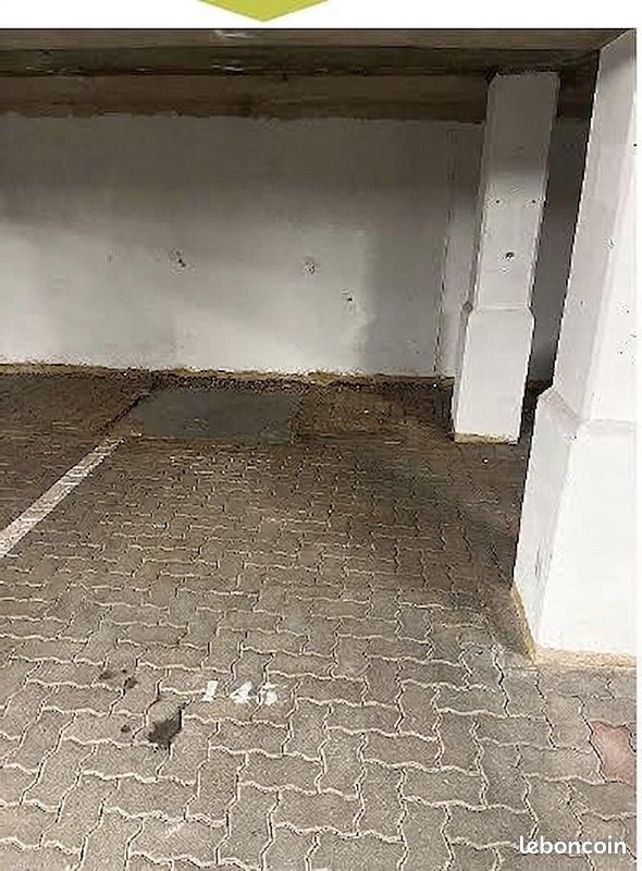 Parking 13 m² · à Strasbourg · 13 m² · 140 €/mois