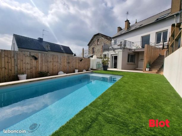 Maison 8 pièces 235 m²