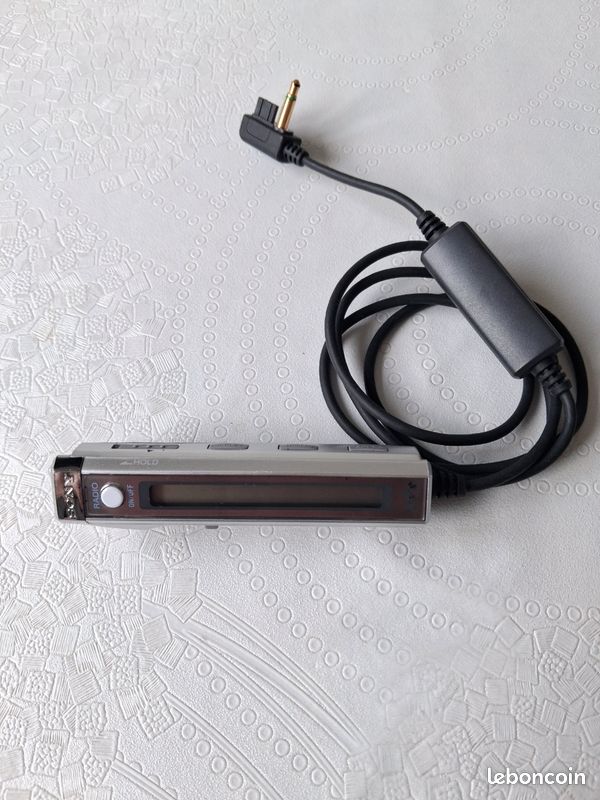 Télécommande Sony RM-MZE33 blanche transparente pour MiniDisc MD Walkman