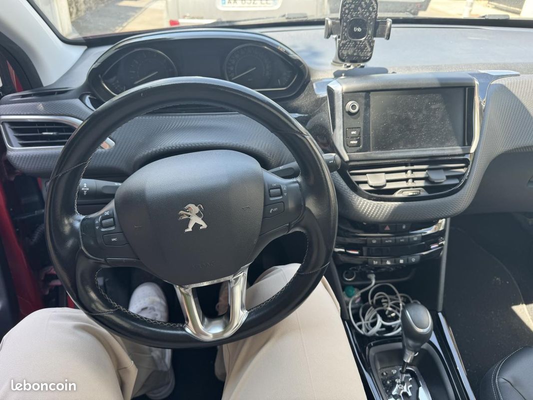 PEUGEOT 2008 1.2 THP Puretech 12V EAT6 S&S 110 cv Boîte auto - Distribution changée (image 14)