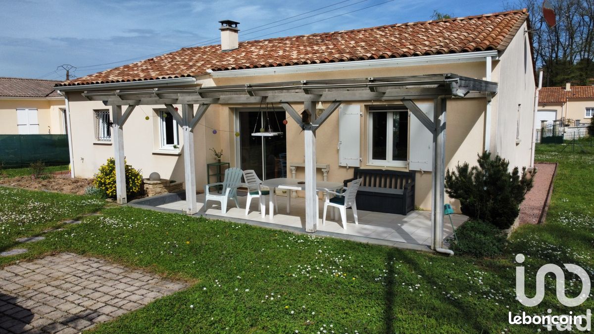 Maison 5 pièces 110 m² - La Rochefoucauld-en-Angoumois 16110 (image principale 15)