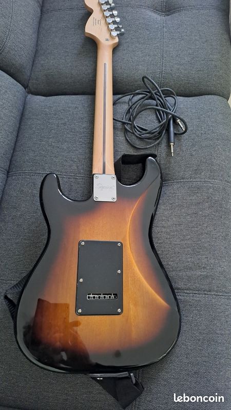 Guitare squier (image 2)