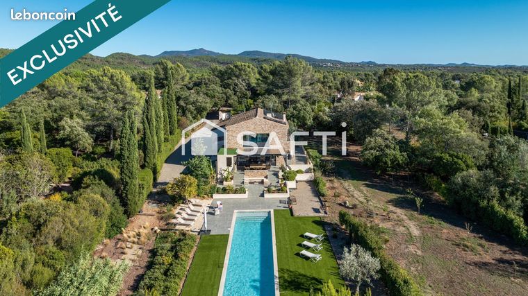 Villa 5 pièces 240 m²
