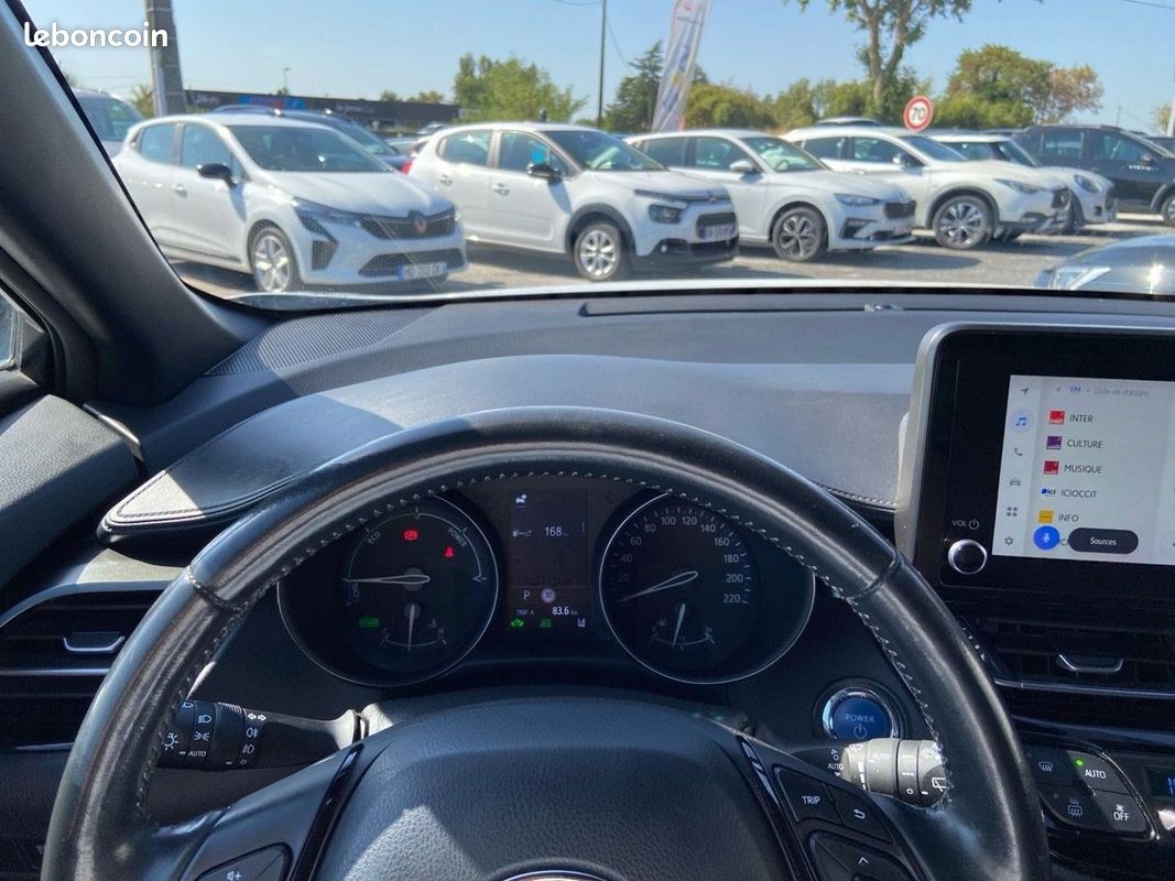Toyota C-HR 2.0 HYBRID 184 EDITION ATTELAGE (image 21)