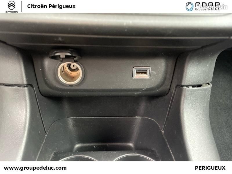 Citroen C3 1.2 PureTech 83ch S&S Feel Business (image 32)