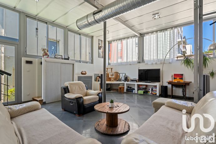Maison familiale 5 pièces 223 m² — 8