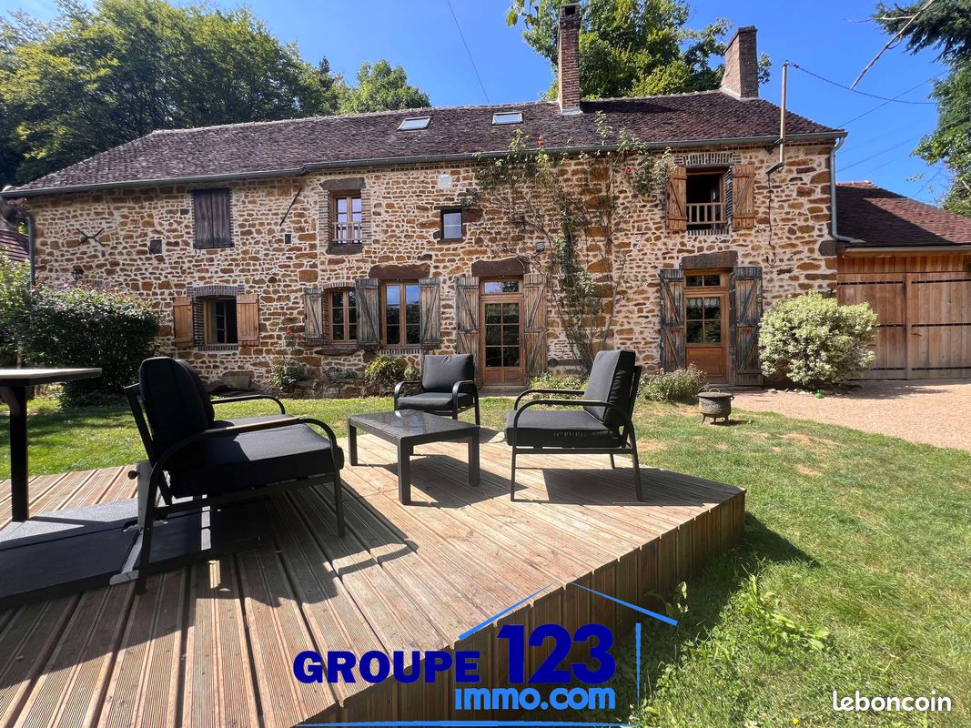 Longère 8 pièces 240 m² (image 1)