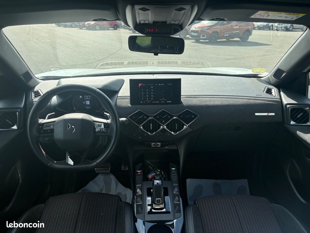 Ds3 crossback 1.5 bhdi 130 performance line eat 8 (image 3)