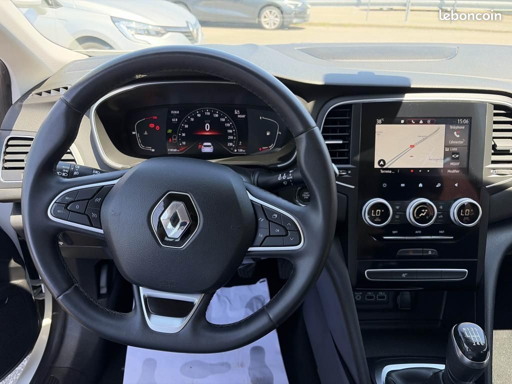 RENAULT MEGANE IV Estate 1.5 dCi 115 ch Evolution (image 6)