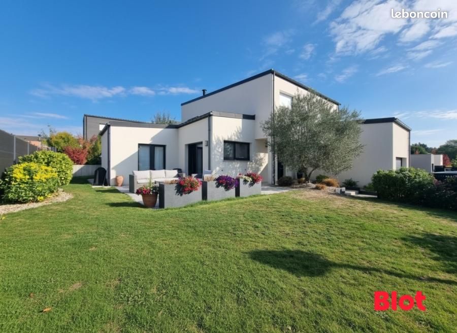 Maison 6 pièces 152 m² · à Gévezé · 152 m² · 488 000 €