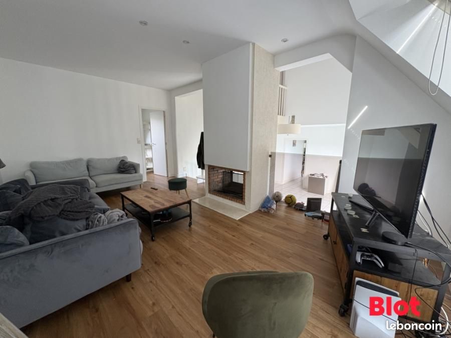 Maison 6 pièces 117 m² · à Bruz · 117 m² · 1 300 €/mois
