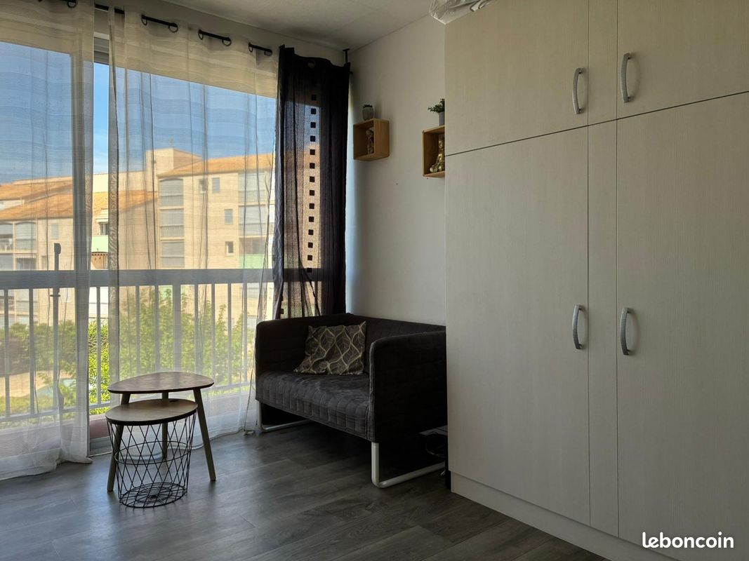 Studio cabine (image 1)
