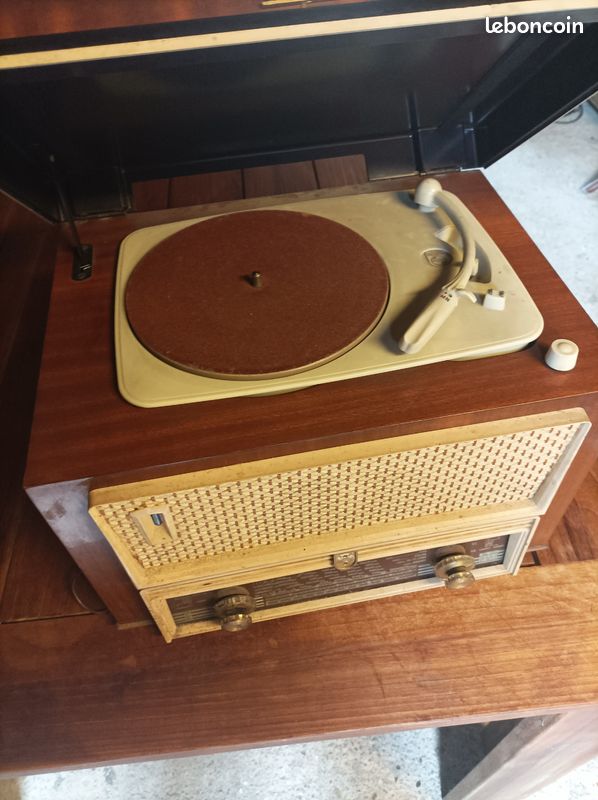 ENSEMBLE RADIO TOURNE disque année 50 EUR 300,00 - FR