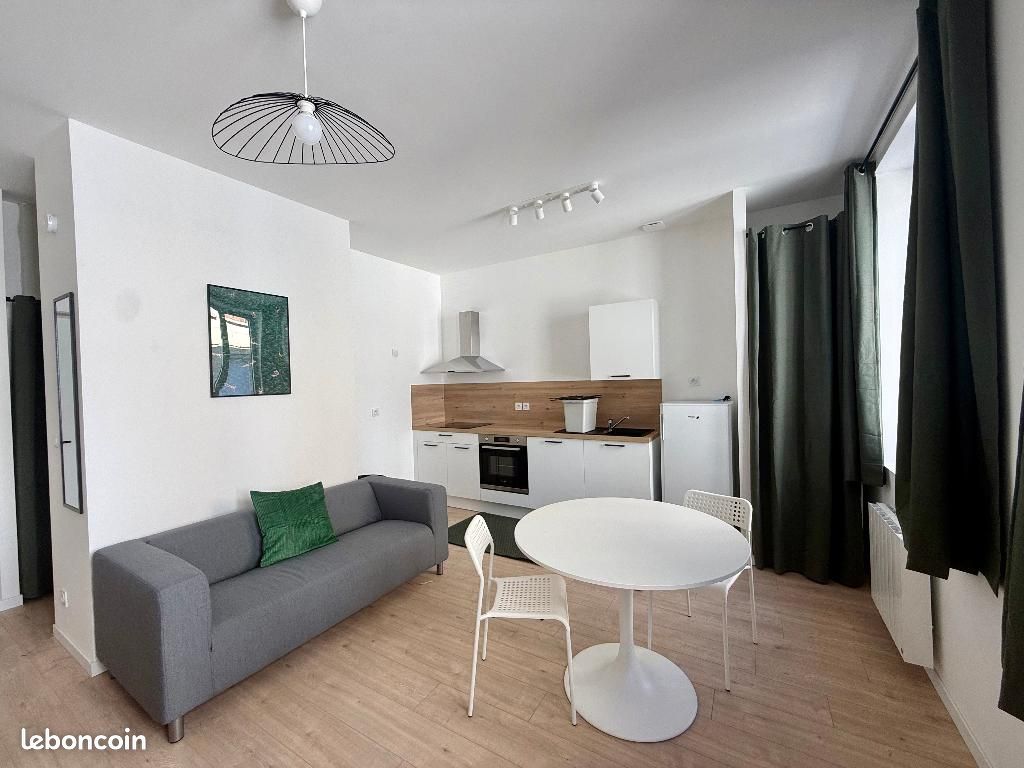 Appartement 2 pièces 42 m² · à Saint-Étienne · 42 m² · 675 €