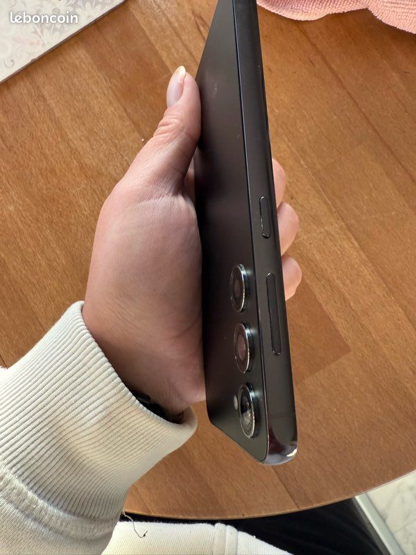 Samsung S23 (image 5)