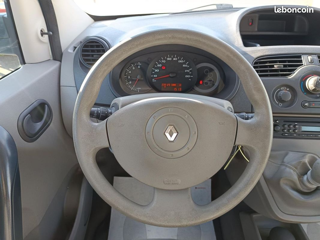 Renault KANGOO II 1.5 DCI 105CH EXPRESSION 146G (image 8)