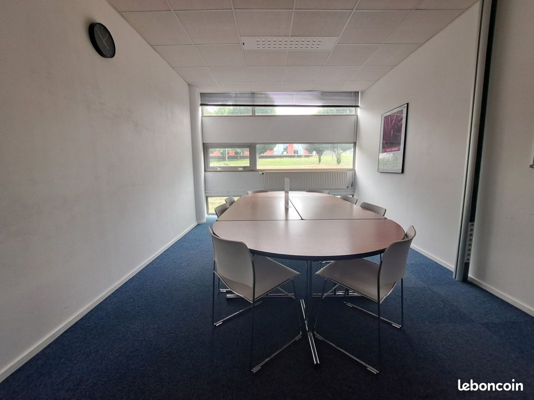 Salle de reunion 8 personnes (image 2)