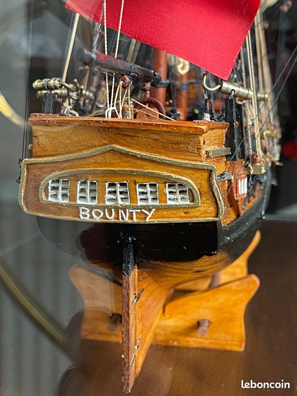 Maquette bateau bois ancien - Le Bounty (image 17)