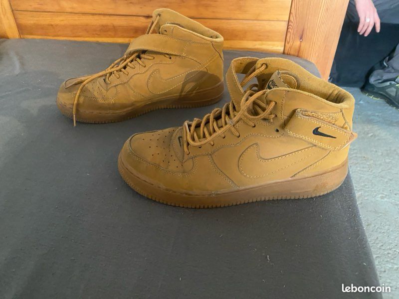 Air Force Nike Montante Jaune Nike Air Force Montante Chaussures