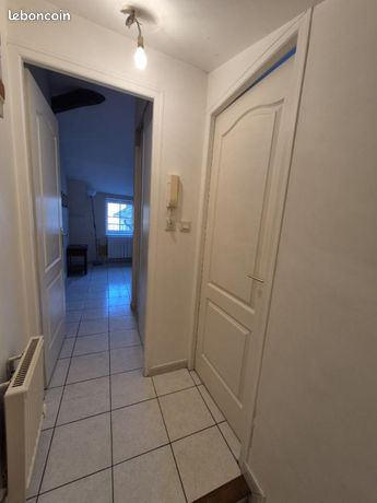 Studio 1 pièce 19 m²