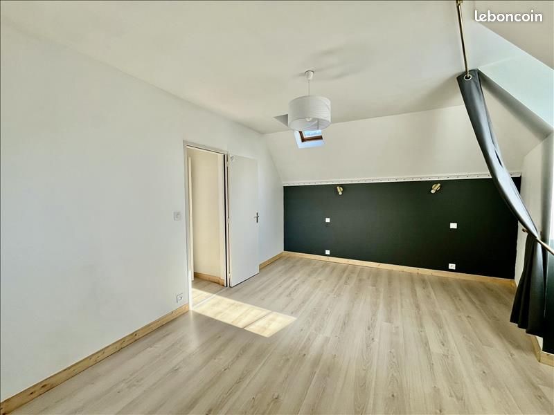 Appartement 5 pièces 92 m² · à Plouescat · 92 m² · 640 €/mois