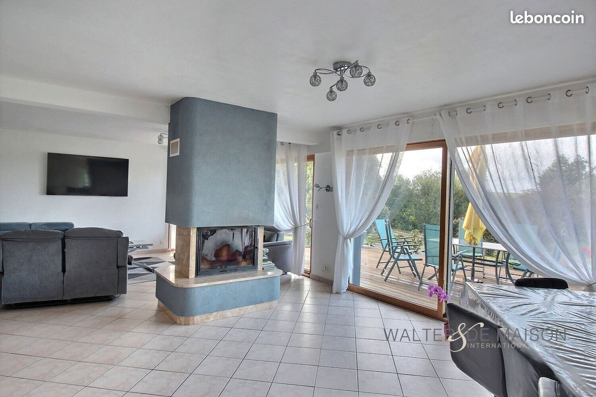 Maison 10 pièces 240 m² · à Plouider · 240 m² · 578 000 €